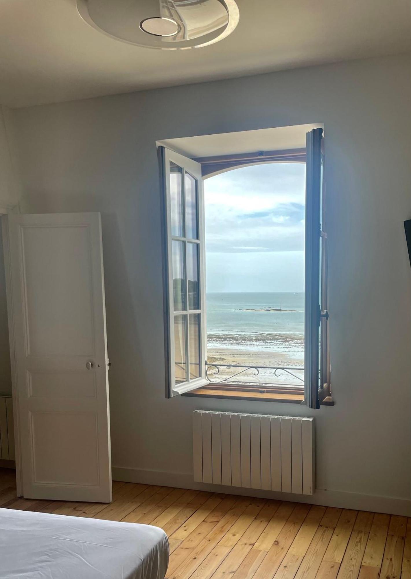 Le Royal XIX Vue Mer 212 Dinard Buitenkant foto