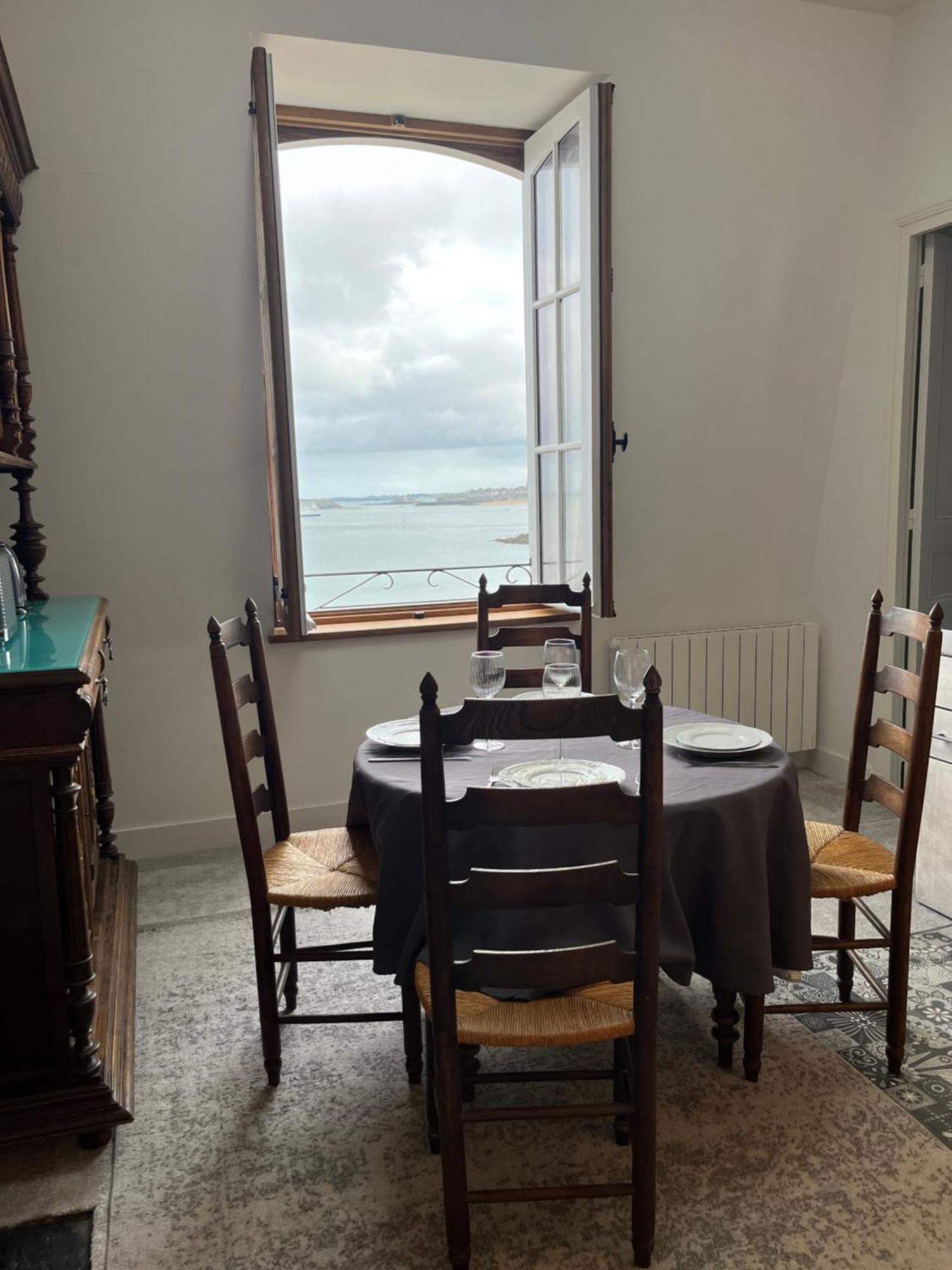 Le Royal XIX Vue Mer 212 Dinard Buitenkant foto